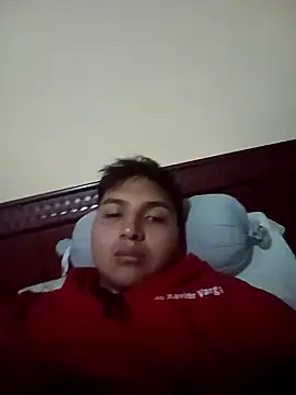 Snapshot of LoganFinds chatting on 16, 10, 2025 LoganFinds online show from 16, 10, 2025