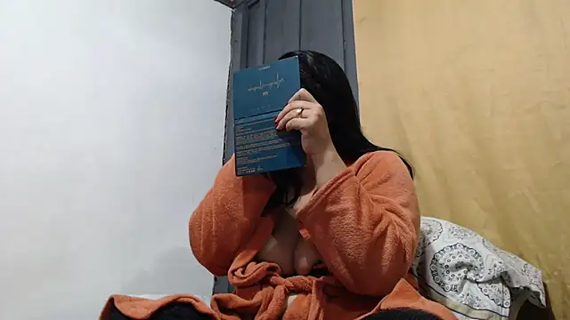 Snapshot of rainhavenus2024 chatting on 26, 9, 2025 rainhavenus2024 online show from 26, 9, 2025