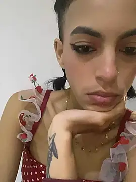 LilitRobins online show from 15, 2, 2025