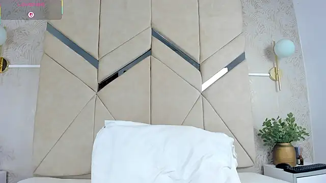 LilitRobins online show from 11, 10, 2025