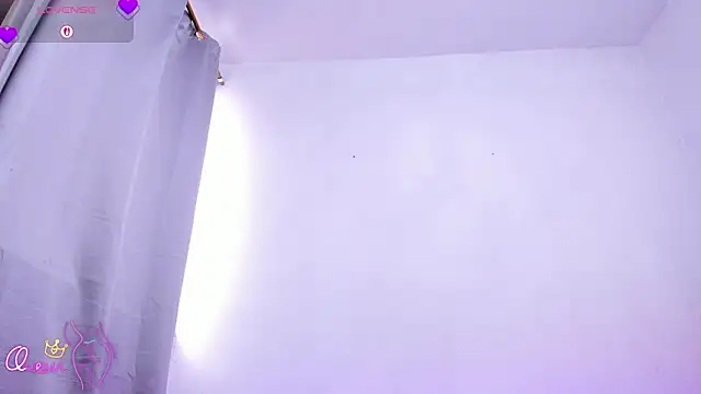 LilitRobins online show from 5, 6, 2026