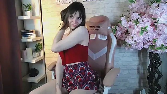 ManuTaya online show from 13, 2, 2025