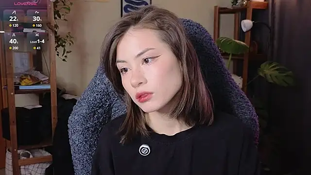 alicekiit online show from 28, 11, 2025