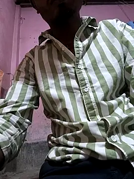 Snapshot of Barmab27 chatting on 31, 10, 2025 Barmab27 online show from 31, 10, 2025