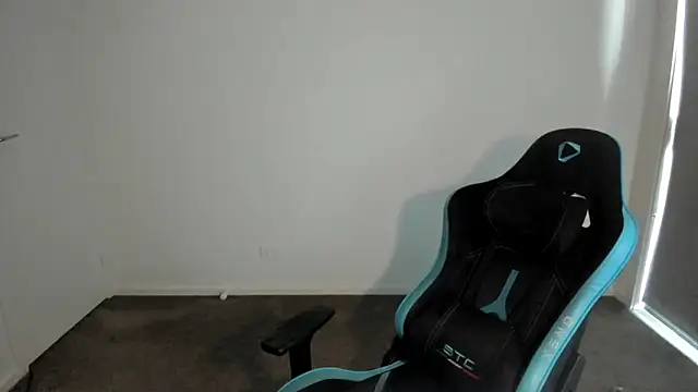  DownUnderFit  online show from 21, 11, 2025