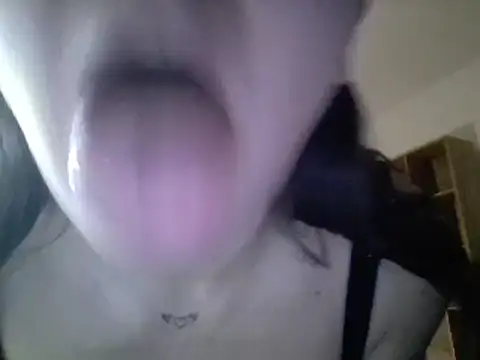 MaxWellas6 online show from 23, 12, 2025