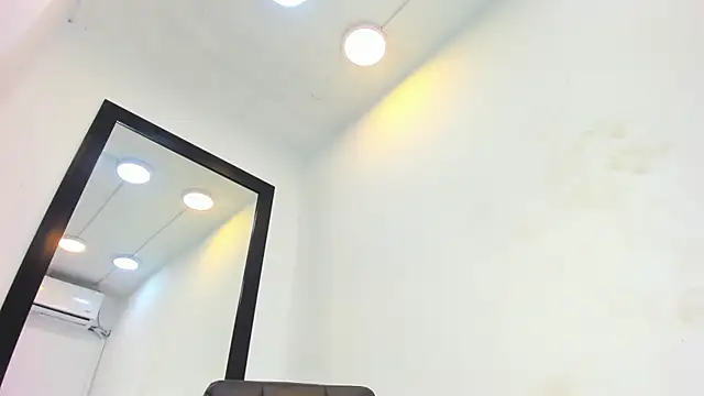 vera candella online show from 14, 4, 2026