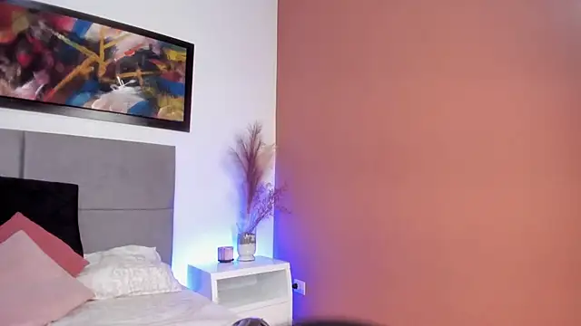 SabrinaWarrenn online show from 15, 1, 2025