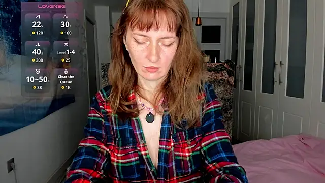 YourSexyNeighbour online show from 7, 1, 2026