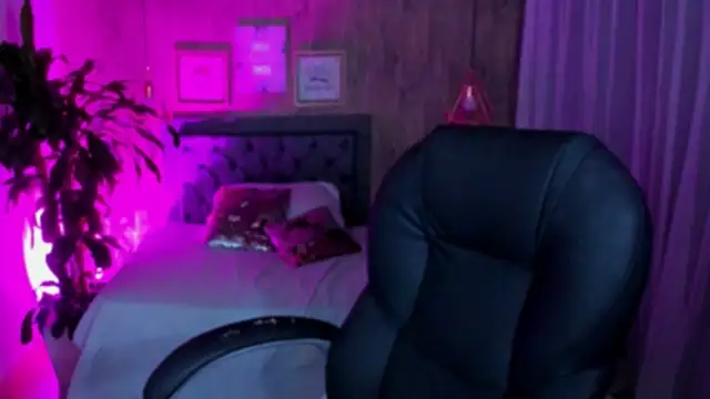 Xisu  online show from 19, 12, 2024