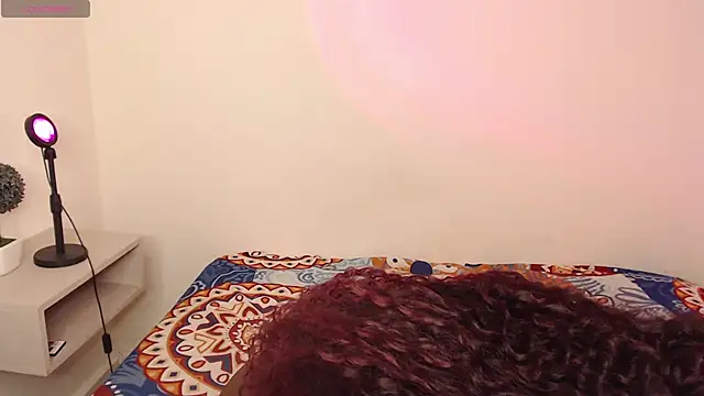 michaela cox online show from 16, 12, 2025