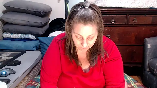 ladyscarlotta online show from 1, 2, 2025