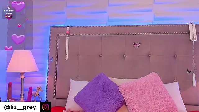 Liz grey  online show from 10, 1, 2025