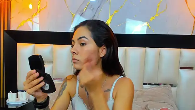 NicoleEsposito online show from 11, 1, 2026