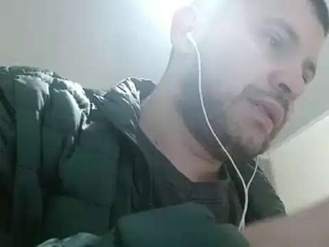 camiloking1720 online show from 28, 1, 2025