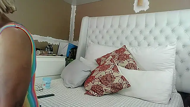 Carocurvy online show from 22, 9, 2025