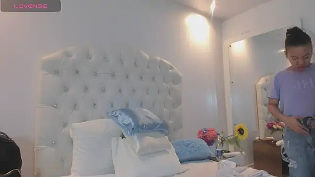 brithany rousee online show from 2, 12, 2025