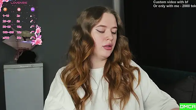 Pinku kitsune online show from 15, 2, 2026