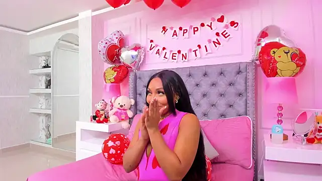 HaileeRoberts online show from 14, 2, 2025