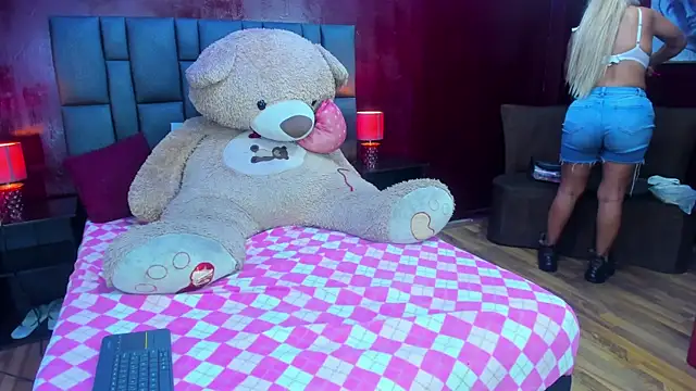 Dulcex69 online show from 11, 2, 2025