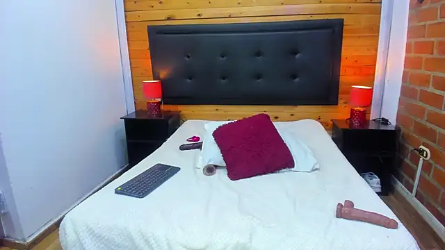 Dulcex69 online show from 26, 2, 2025