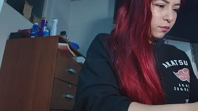 Snapshot of Maylin_2024 chatting on 2, 11, 2025 Maylin 2024 online show from 2, 11, 2025