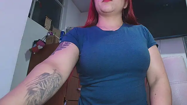 Snapshot of Maylin_2024 chatting on 15, 11, 2025 Maylin 2024 online show from 15, 11, 2025