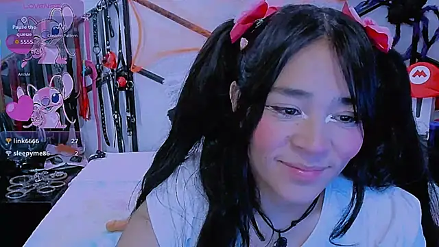 Snapshot of AlanaLuck chatting on 16, 10, 2025 AlanaLuck online show from 16, 10, 2025