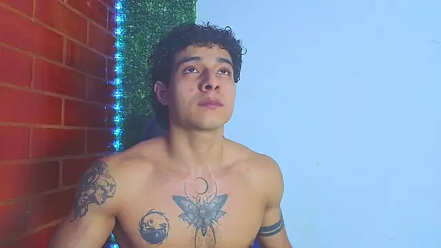 Snapshot of Demitryo chatting on 1, 3, 2026 Demitryo online show from 1, 3, 2026