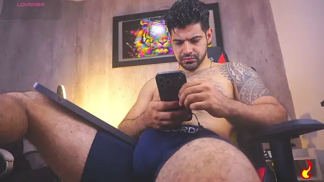Snapshot of king_hard chatting on 26, 5, 2026 king hard online show from 26, 5, 2026