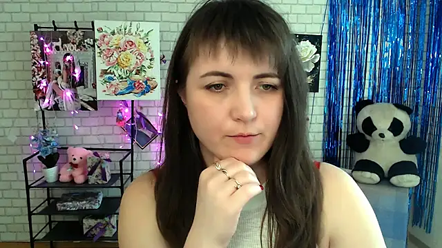 Snapshot of Darina_M_ chatting on 7, 3, 2025 Darina M online show from 7, 3, 2025