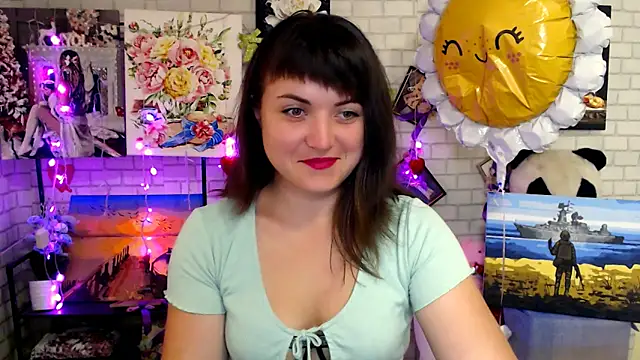 Snapshot of Darina_M_ chatting on 20, 9, 2025 Darina M online show from 20, 9, 2025