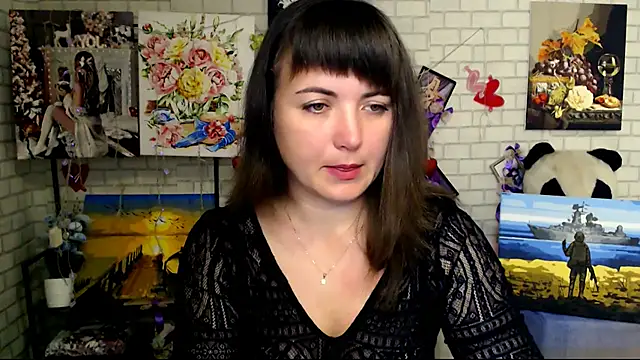 Snapshot of Darina_M_ chatting on 1, 10, 2025 Darina M online show from 1, 10, 2025
