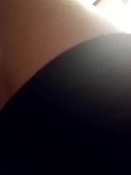 Snapshot of Mihscat chatting on 3, 12, 2025 Mihscat online show from 3, 12, 2025