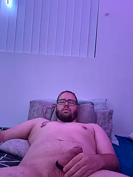 Snapshot of Comfortable_Bite chatting on 3, 11, 2025 Comfortable Bite online show from 3, 11, 2025