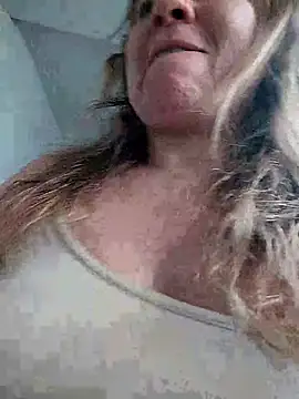 Snapshot of ELEKTRA_LUXURY chatting on 9, 3, 2025 ELEKTRA LUXURY online show from 9, 3, 2025