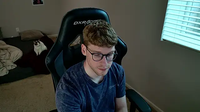 BlueEyedTallGuy94 online show from 10, 6, 2026