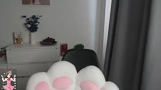 b4by LoL1 online show from 1, 3, 2025