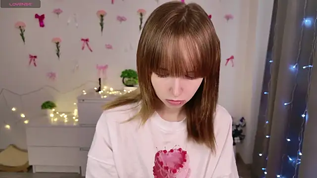 b4by LoL1 online show from 13, 3, 2025