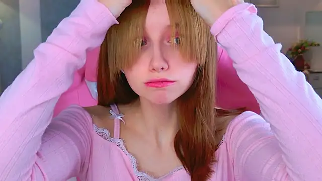 b4by LoL1 online show from 5, 12, 2025