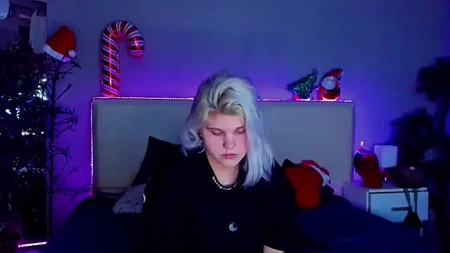 JoannLowe online show from 3, 1, 2025