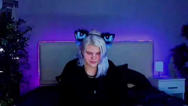 JoannLowe online show from 14, 1, 2025