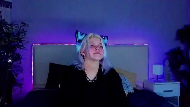 JoannLowe online show from 21, 1, 2025