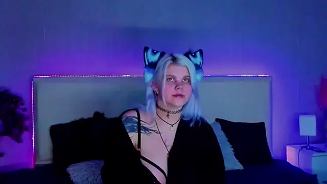 JoannLowe online show from 23, 2, 2025