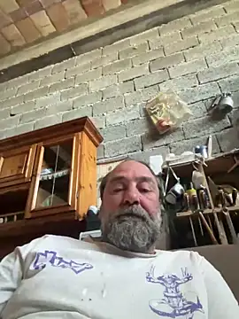 Snapshot of ros217 chatting on 1, 5, 2026 ros217 online show from 1, 5, 2026