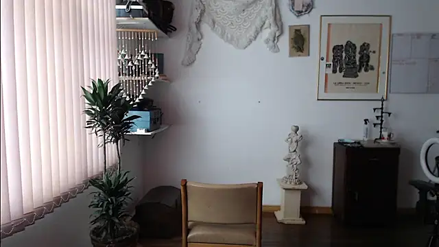 Siriss boyrag online show from 18, 10, 2025