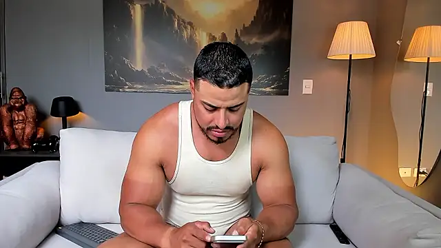 Snapshot of ApoloMakris chatting on 2, 2, 2026 ApoloMakris online show from 2, 2, 2026