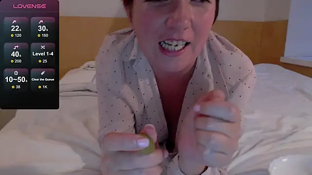 Snapshot of Katherine_Fox chatting on 20, 9, 2025 Katherine Fox online show from 20, 9, 2025