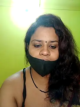 Snapshot of Sexyranibhabhi chatting on 6, 3, 2025 Sexyranibhabhi online show from 6, 3, 2025