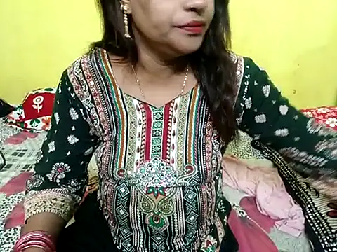Snapshot of Sexyranibhabhi chatting on 7, 11, 2025 Sexyranibhabhi online show from 7, 11, 2025